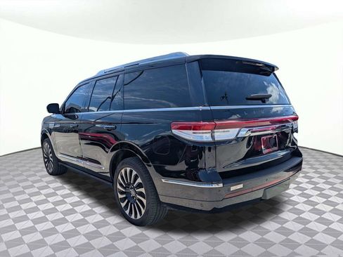 Used 2022 Lincoln Navigator Black Label AWD/4WD image 5