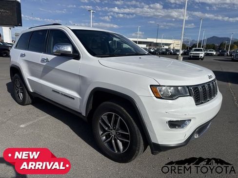 Used 2018 Jeep Grand Cherokee Limited w/ Trailer Tow Group IV AWD/4WD image 6