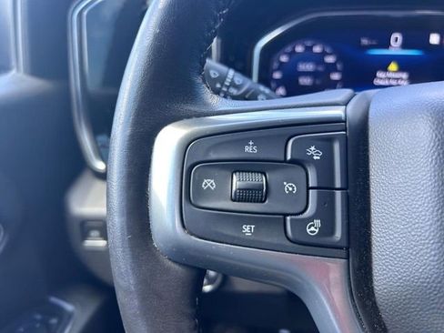 Used 2022 Chevrolet Silverado 1500 LT image 12