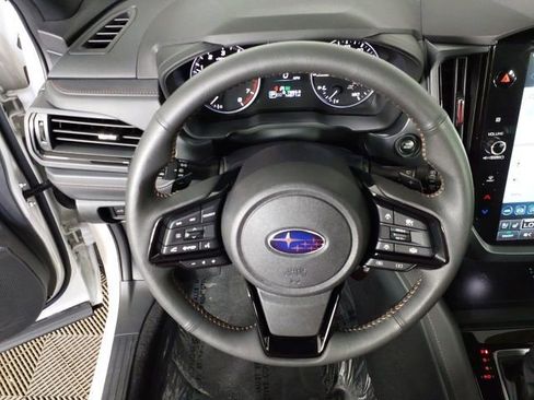 Used 2025 Subaru Forester Touring AWD/4WD image 30