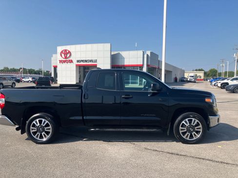Used 2021 Toyota Tundra SR5 w/ SR5 Upgrade Package RWD image 10