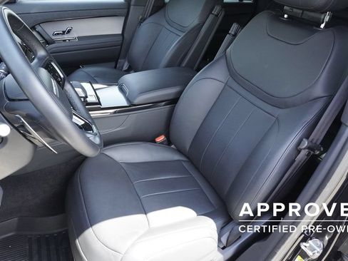 Used 2025 Land Rover Range Rover Sport SE AWD/4WD image 20