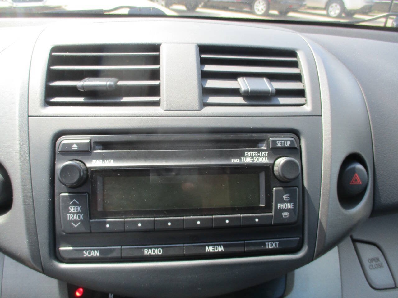 Used 2012 Toyota RAV4 4WD w/ Value Pkg image 21