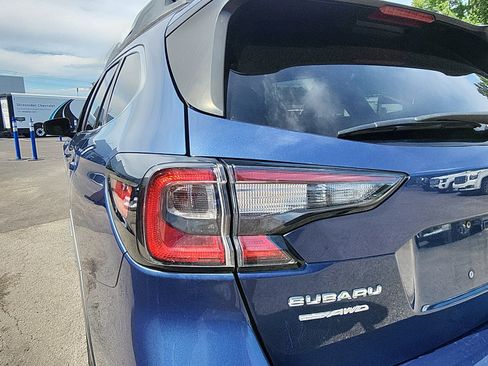 Used 2020 Subaru Outback Limited AWD/4WD image 10
