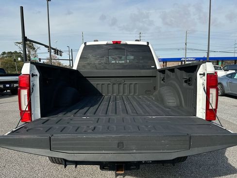 Used 2020 Ford F250 King Ranch w/ King Ranch Ultimate Package AWD/4WD image 16