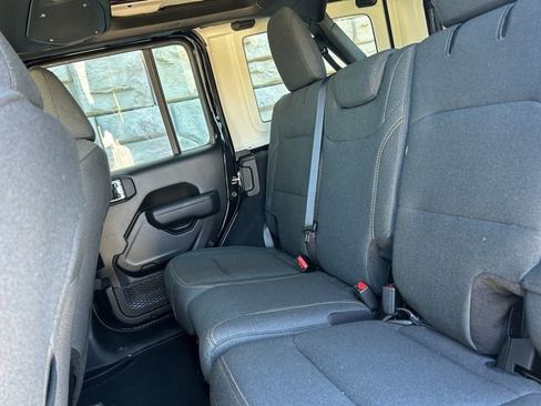 Certified 2025 Jeep Wrangler Unlimited Sport AWD/4WD image 9