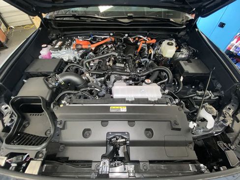 New 2026 Toyota Tacoma TRD Off-Road AWD/4WD image 24
