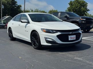 Used 2024 Chevrolet Malibu LT w/ Sport Edition FWD video 2