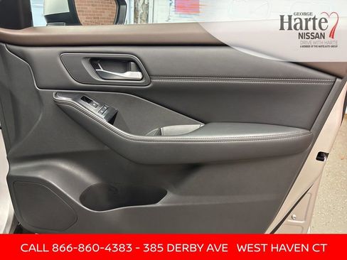 Certified 2022 Nissan Rogue SL image 37