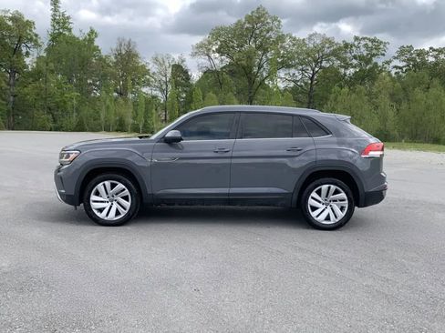 Used 2021 Volkswagen Atlas Cross Sport SE image 4