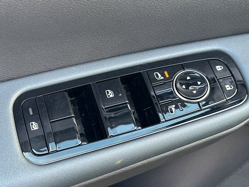 New 2026 Nissan Leaf SV+ w/ Floor Mat Package (SV+) image 13