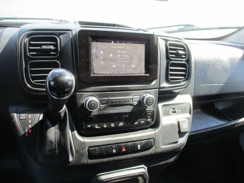 Used 2025 RAM ProMaster 2500 w/ U-Haul Equipment Group FWD image 14