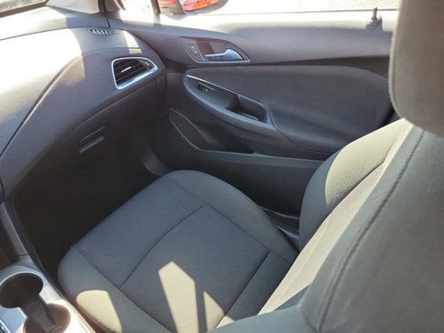 Used 2016 Chevrolet Cruze LT image 4