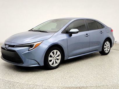 Used 2025 Toyota Corolla LE