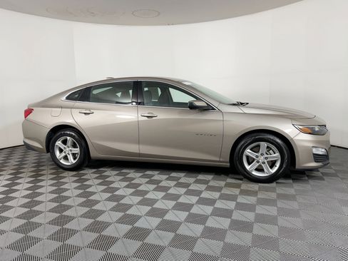 Used 2024 Chevrolet Malibu LT image 6
