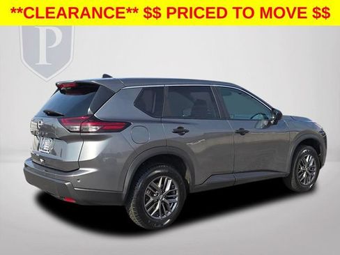 Used 2024 Nissan Rogue S FWD image 6
