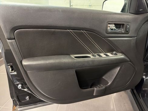 Used 2010 Ford Fusion Sport FWD image 24