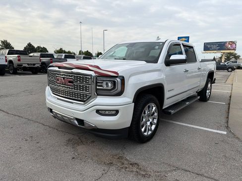 Used 2017 GMC Sierra 1500 Denali AWD/4WD image 7