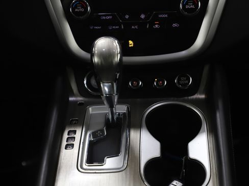 Used 2017 Nissan Murano Platinum image 16