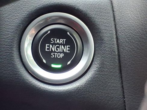 Used 2021 Chevrolet Tahoe Premier w/ Texas Edition image 21