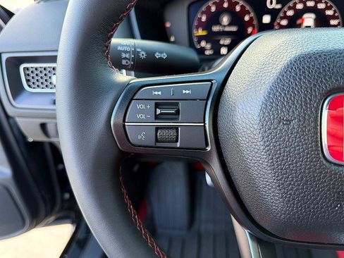 Used 2025 Honda Civic Type R image 25