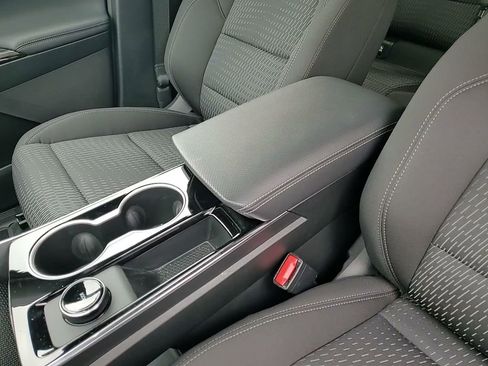 Used 2026 Chevrolet Equinox LT image 26