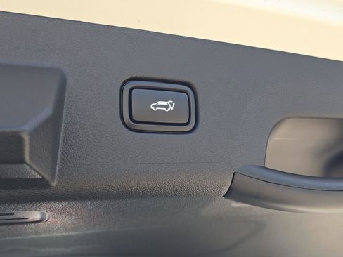 New 2026 Kia Sportage EX image 11