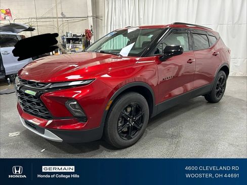 Used 2024 Chevrolet Blazer LT w/ Convenience Package AWD/4WD image 5