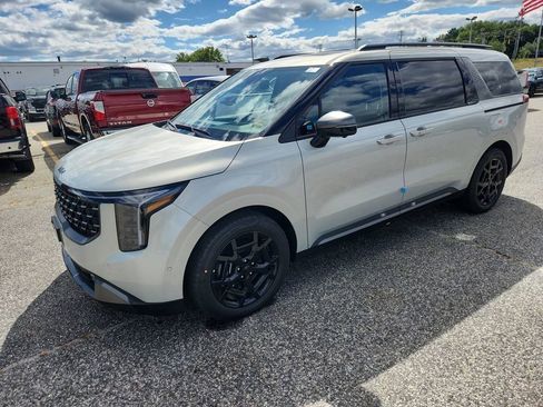 New 2026 Kia Carnival SX Prestige image 3