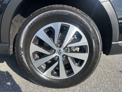 Used 2022 Subaru Outback Premium image 28
