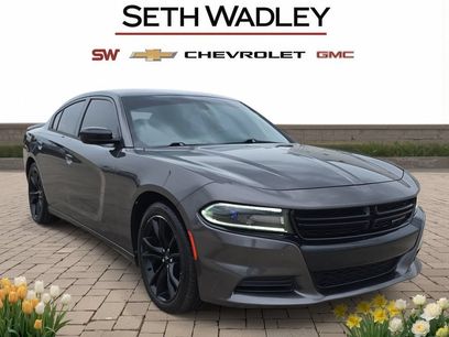 Used 2018 Dodge Charger SXT w/ Blacktop Package