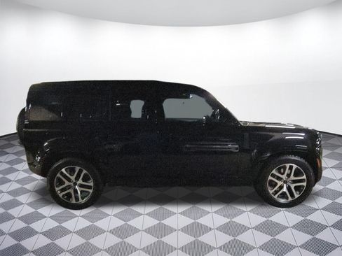 New 2026 Land Rover Defender 110 X-Dynamic SE AWD/4WD image 6