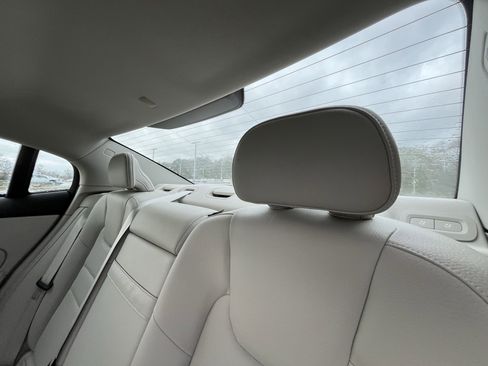 Used 2019 Volvo S60 T5 Momentum w/ Premium Package image 25