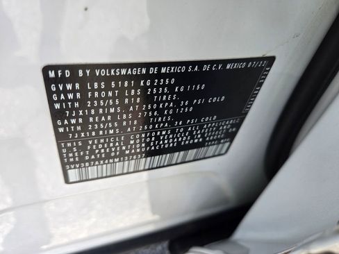 Used 2022 Volkswagen Tiguan SE FWD image 19