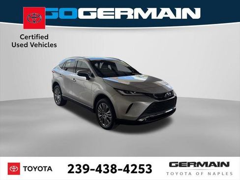 Certified 2024 Toyota Venza XLE image 9