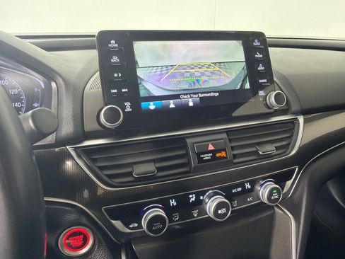 Used 2019 Honda Accord Sport image 17