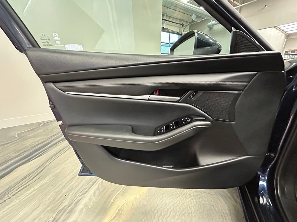 Used 2024 MAZDA MAZDA3 s FWD image 48