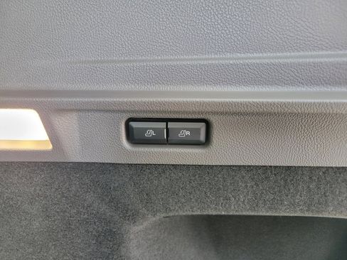 Certified 2022 Lincoln Corsair AWD w/ Equipment Group 101A image 28