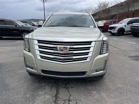 Used 2016 Cadillac Escalade Platinum image 8