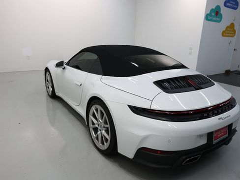 Used 2025 Porsche 911 Carrera RWD image 58