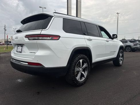 Used 2024 Jeep Grand Cherokee L Limited AWD/4WD image 8