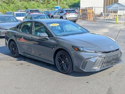 Used 2025 Toyota Camry SE