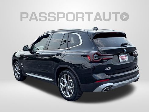 Used 2024 BMW X3 xDrive30i w/ Premium Package w/ZPA AWD/4WD image 4