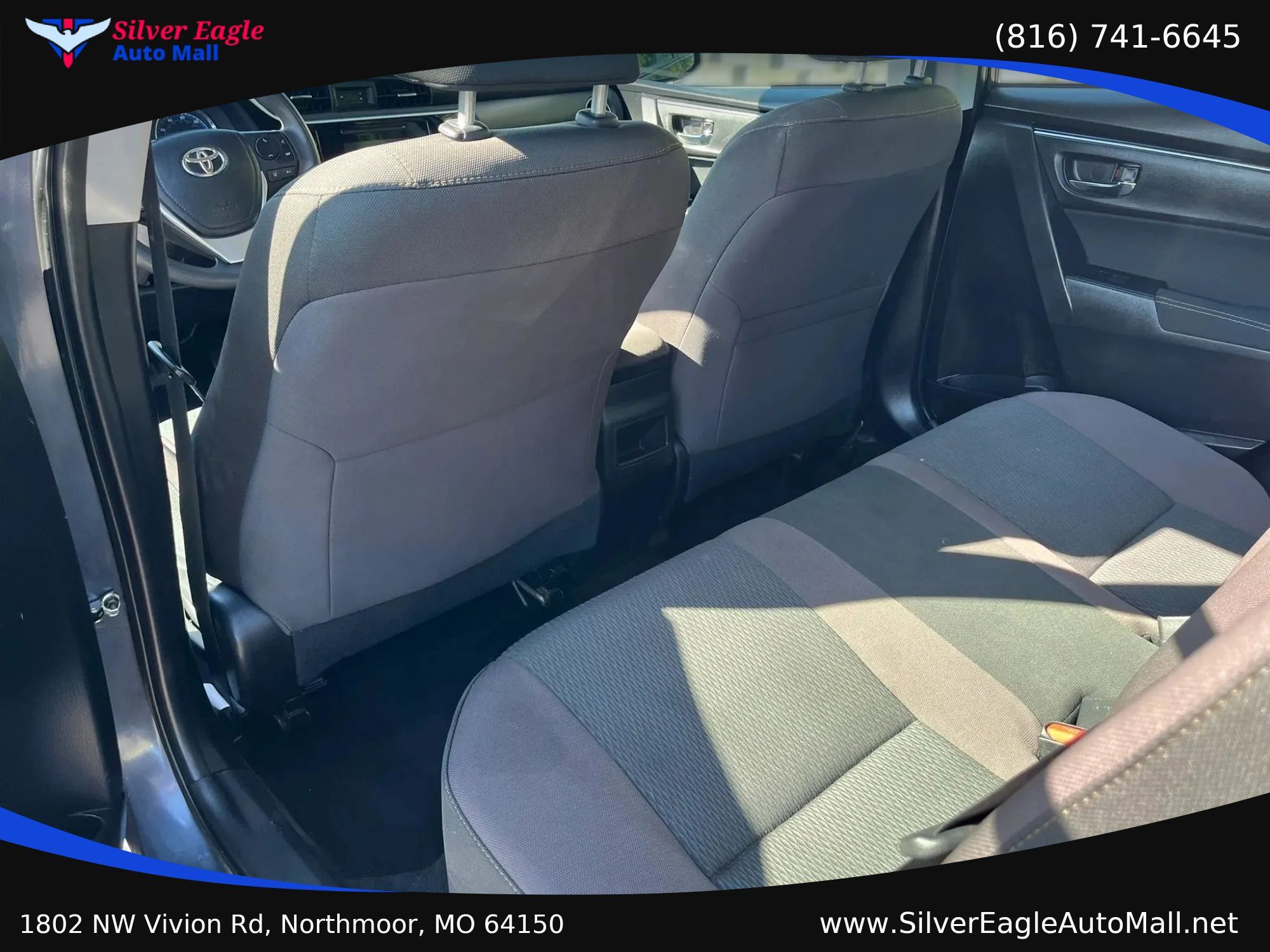 Used 2018 Toyota Corolla LE FWD image 9