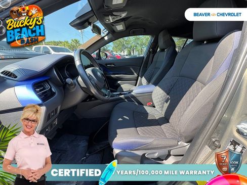 Used 2021 Toyota C-HR XLE FWD image 13