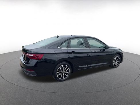 Used 2025 Volkswagen Jetta SE image 15