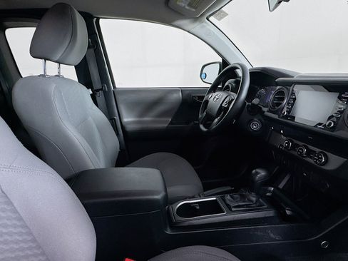 Used 2022 Toyota Tacoma SR image 24