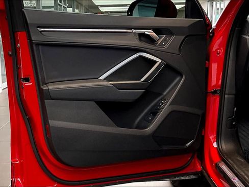 Certified 2023 Audi Q3 2.0T Premium Plus image 22