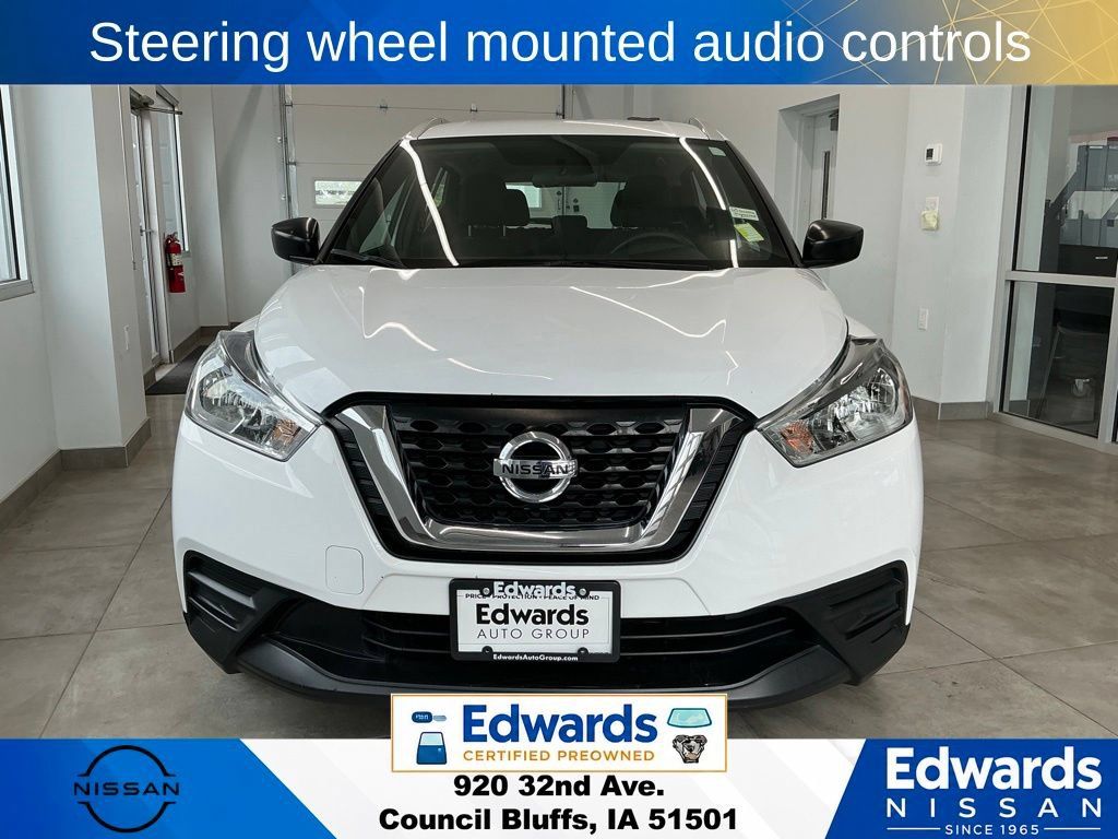 Used 2018 Nissan Kicks S FWD image 4