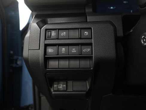 Certified 2025 Toyota 4Runner Limited image 24